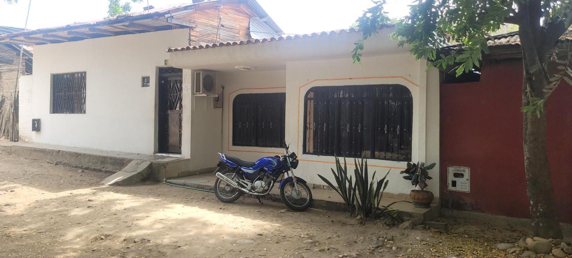 Hostal Villa Del Rio Las Brisas Villavieja Extérieur photo