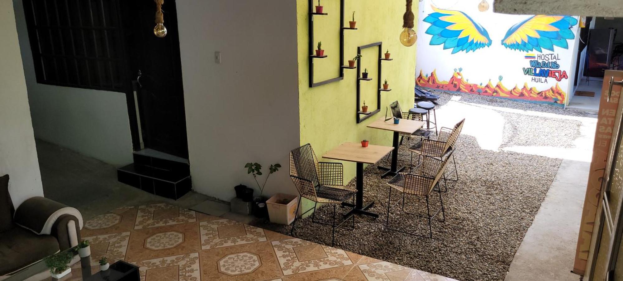 Hostal Villa Del Rio Las Brisas Villavieja Extérieur photo